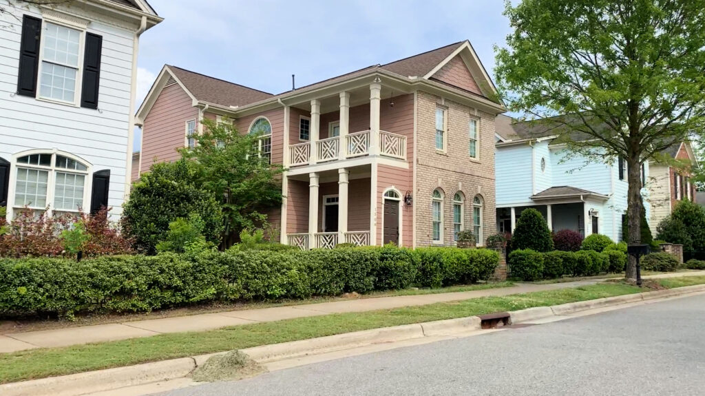 Charleston inspired architecture in 12 Oaks, Holly Springs NC