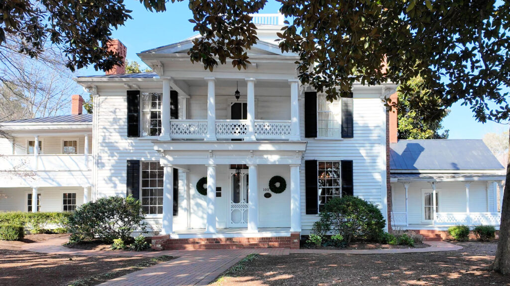 Historic Home Holly Springs NC Downtown