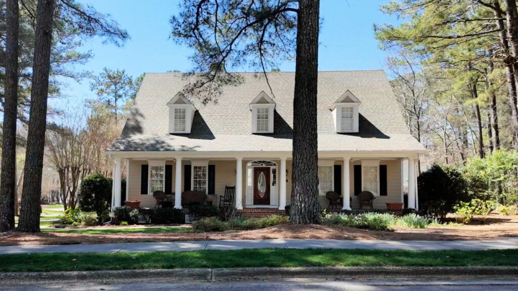 Upscale home in Sunset Lake Village Holly Springs NC