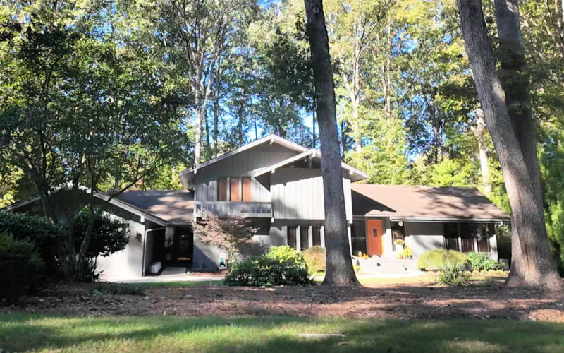 Modernist split level ranch in MacGregor Downs, Cary NC